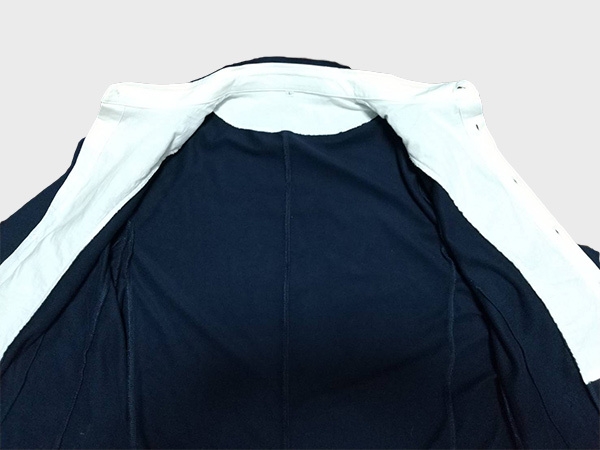 肌触りのよいスウェット生地でくつろげます