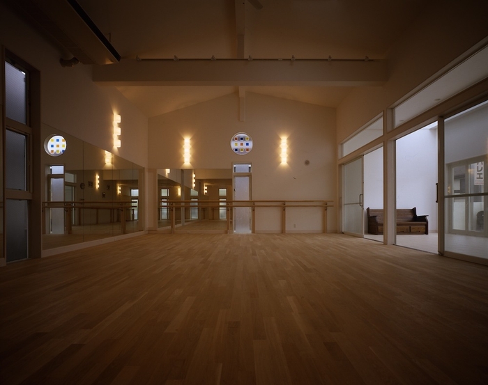 バレエスタジオの建築デザイン施工例