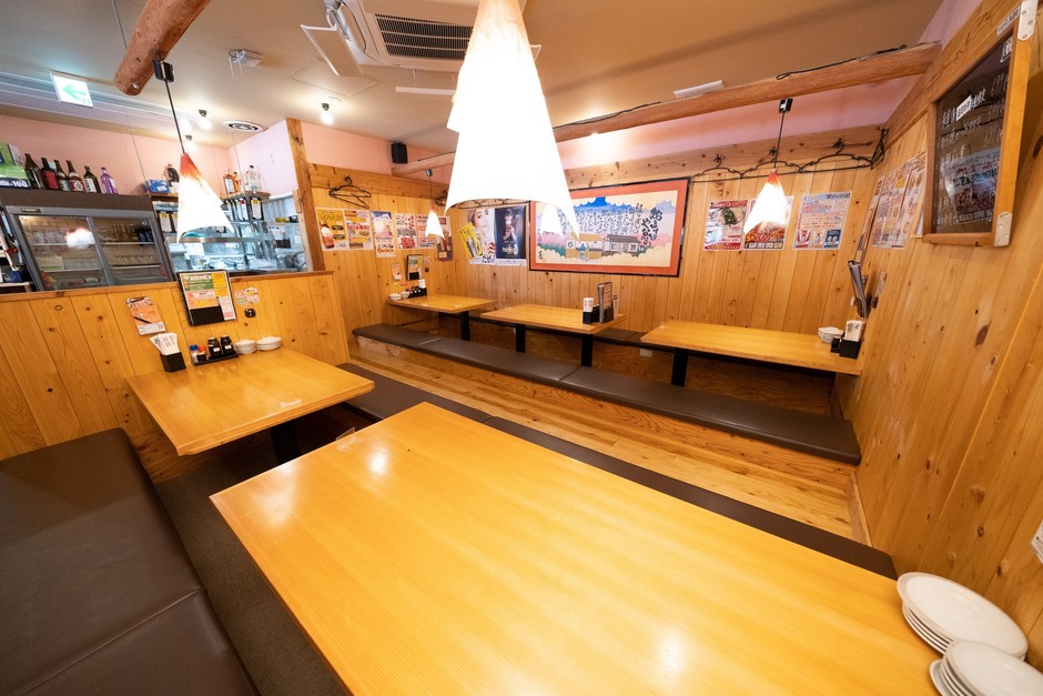 掘りごたつ席も完備 ※一部店舗除く