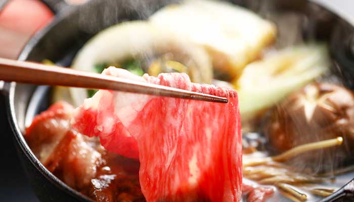 【大江戸温泉物語 箕面観光ホテル(大阪府)】のランチバイキングに 期間限定で黒毛和牛のすき鍋が登場!