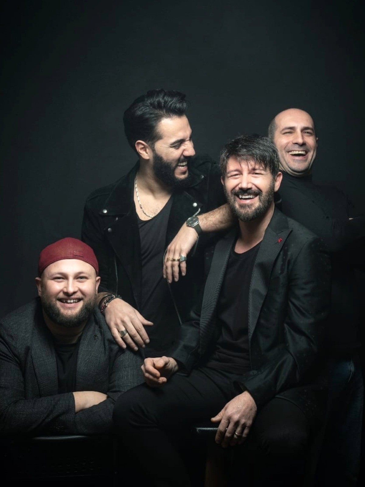 【YouTube再生2,500万回目前！】
オーディション番組で審査員が涙した、奇跡のボーカル・グループ
 ナポリ発「THE SUPER 4」待望の初来日ツアーが2026年5月に決定！