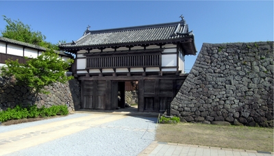 小諸城大手門