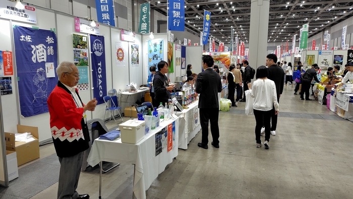 高知発クラフトビール「TOSACO」地方銀行フードセレクション2025に出店(3)