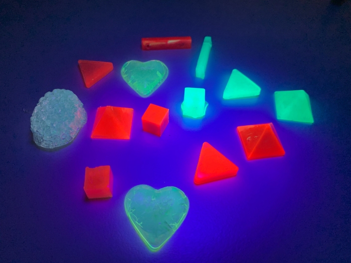 量子ドット+樹脂複合体材料