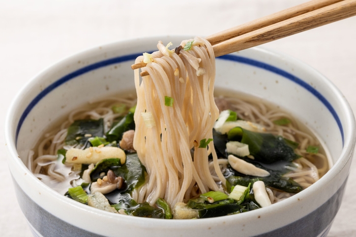 オオムギ麺箸上げ