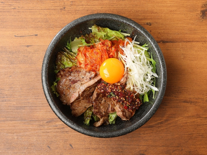 牛カルビ焼肉　石焼ピビンバ