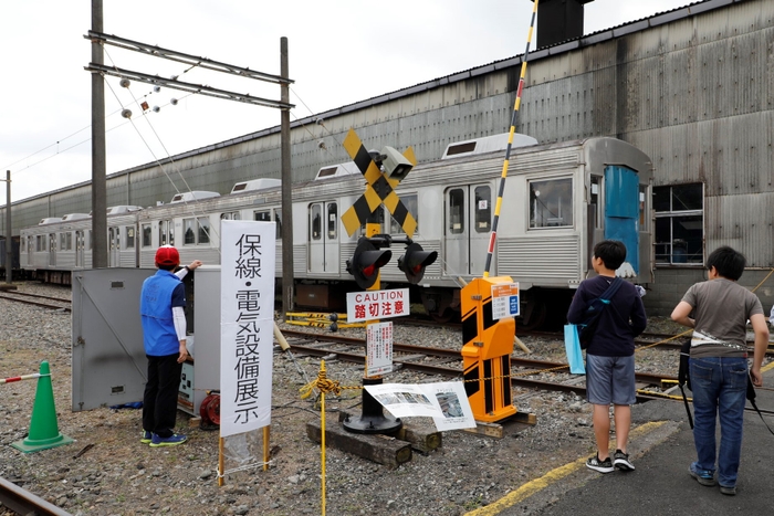 保線・電気設備の展示　イメージ