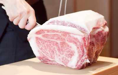 博多和牛ステーキカット