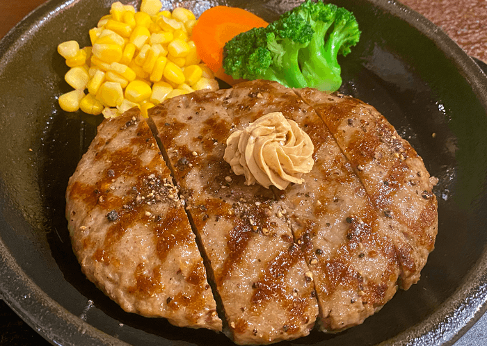 いきなり!ステーキ店舗で販売している「ワイルドハンバーグ」