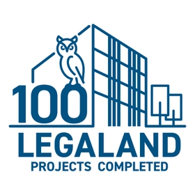 デザイナーズ賃貸マンション『LEGALAND』の
竣工100棟達成記念ロゴを制定
～１棟１棟の「挑戦」が「信頼」へ～