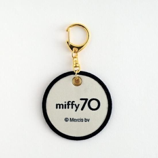 ミッフィー70th記念デザインのキーホルダー