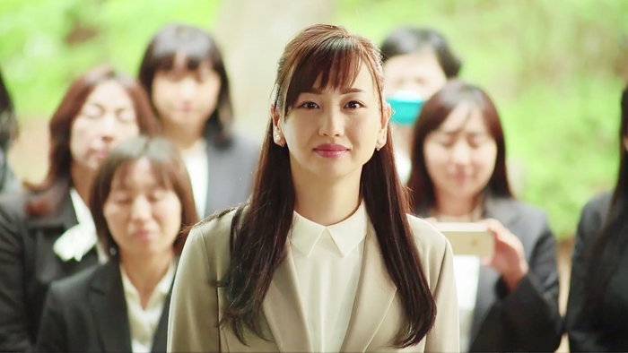 御山鏡子役・加藤明子