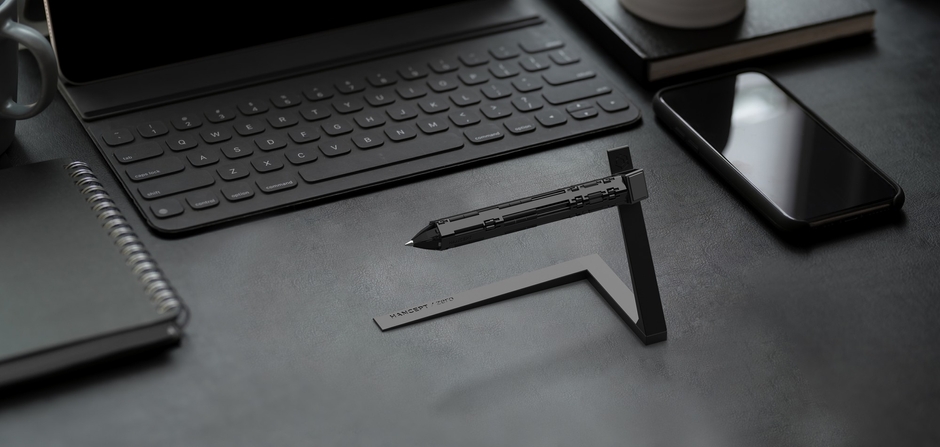 高級腕時計素材＆精密加工が生む、大人のためのギア