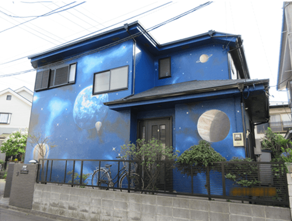 宇宙をモチーフにしたアート塗装