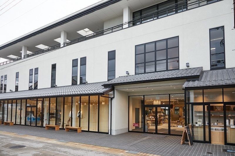 湖(うみ)のスコーレ