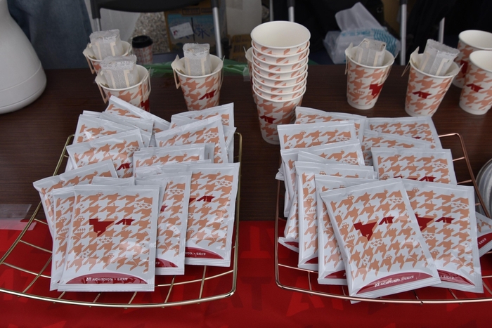 オリジナルコーヒーは250パックを用意