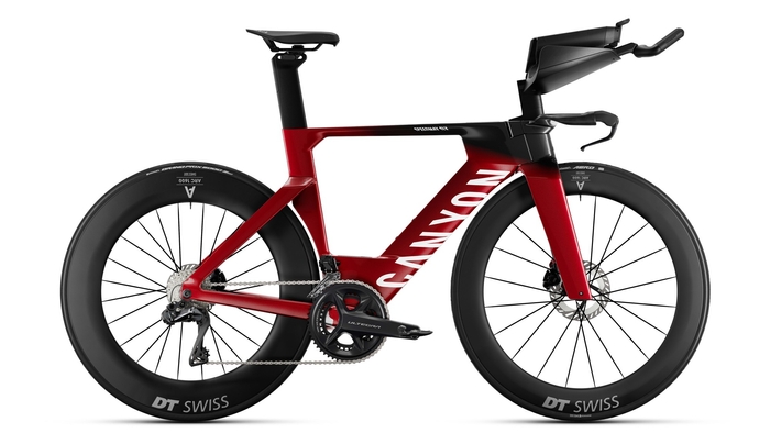 スピードマックス CF SLX 8 Di2 (シマノアルテグラDI2完成車)1,309,000円(税込) 平均重量9.02kg ラバレッド