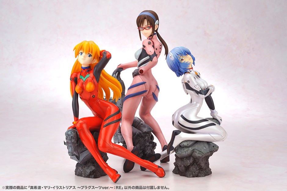 真希波・マリ・イラストリアスの1/6スケールフィギュアが パッケージを 