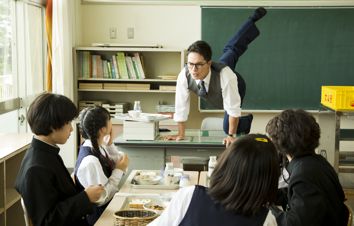 ＜続編ドラマ放送記念＞市原隼人主演、学園グルメコメディ「劇場版 おいしい給食 Final Battle」 9月25日（土）よる7時～BS12 トゥエルビで放送