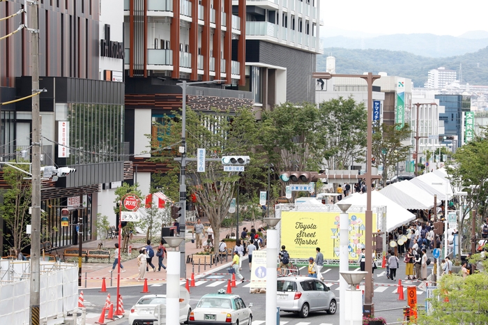 Toyota street market