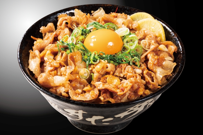 背脂にんにくクラッシュすた丼 880円(税込)