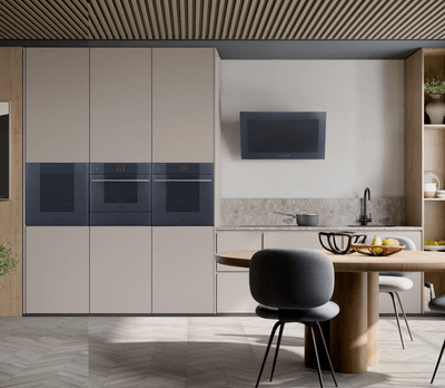 日本初上陸となる「SMEG」のビルトイン型キッチン家電(右からオーブン／電子レンジ機能付きオーブン／ウォーマー／ワインクーラー)