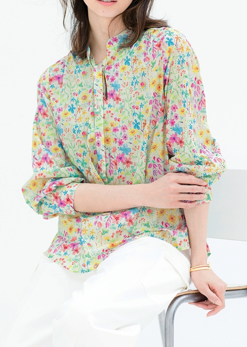 『Style Note』 ブランド創立20周年記念 スペシャル企画 「リバティプリントブラウス」