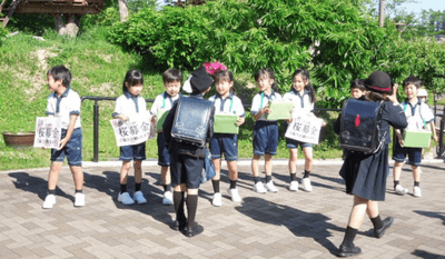 過去の桜募金の様子（2019年度）