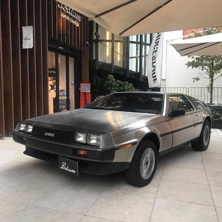 「デロリアン　DMC-12」1月下旬まで展示予定　