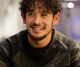 【HEALTHIER MAGAZINE（ヘルシアマガジン）】24時間年中無休フィットネスジム「エニタイムフィットネス」のウェブマガジン更新中！
＜深夜のジムが、一番好きな理由。＞