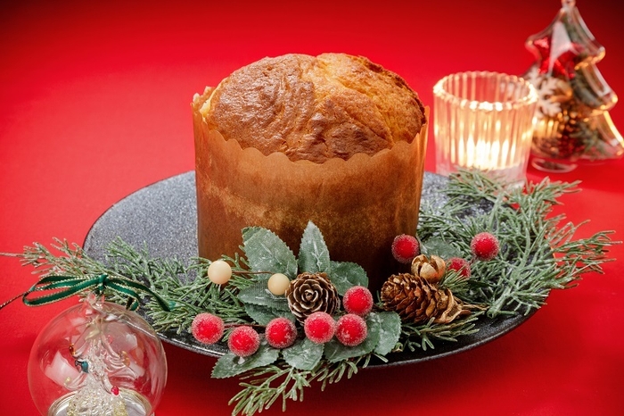 食べきりサイズのパネトーネ(直径約75mm)