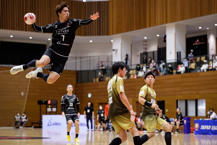 スピード感や高いジャンプをぜひ体験ください!