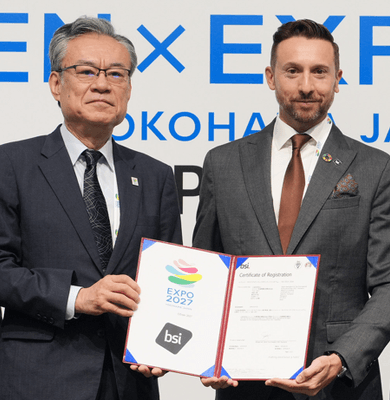左より、GREEN×EXPO協会 河村 正人 事務総長、BSIグループ グローバル認証ビジネス プレジデント Harold Pradal(ハロルド・プラダル)