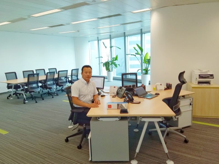 Shanghai Office and Director Piao Fanzhu