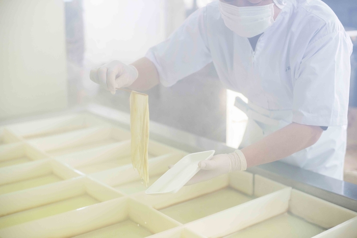 鈴豆ゆば製造の様子