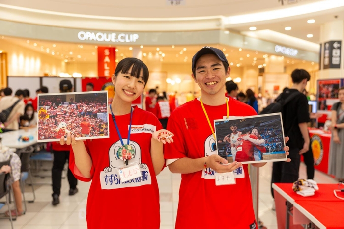 代表の小池さん（左）と増谷さん