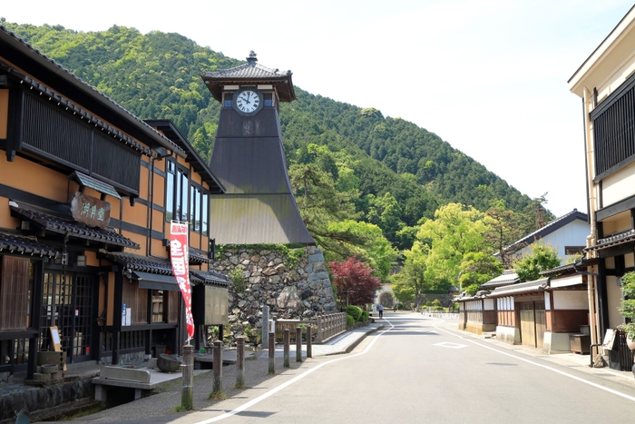 出石城下町まで車で90分