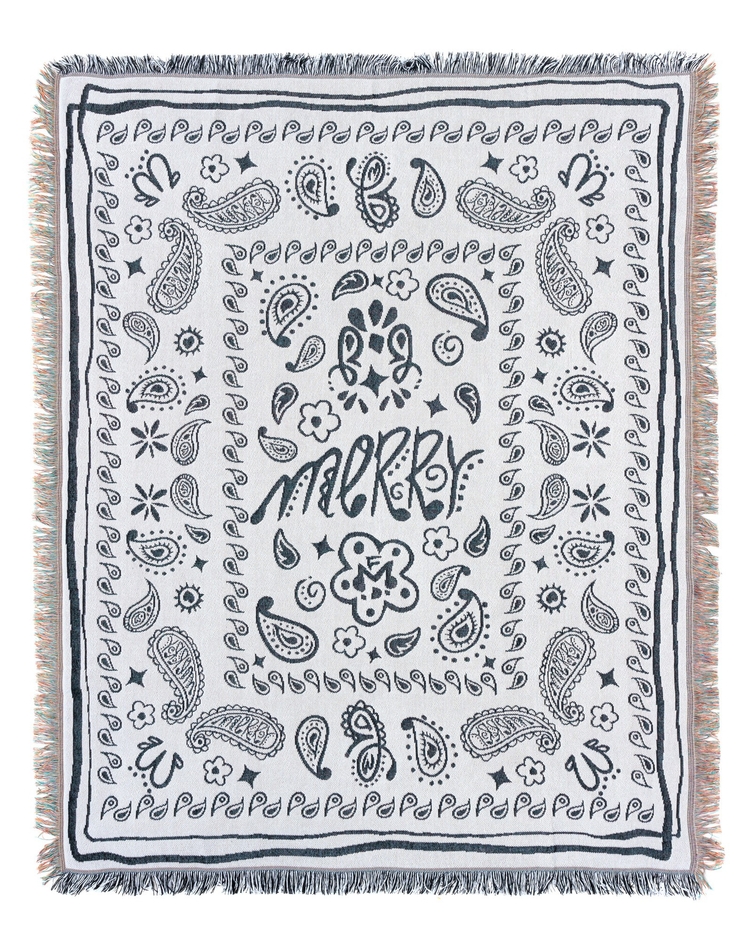 Paisley White / 130 x 160㎝ / ￥9,900 (税込)