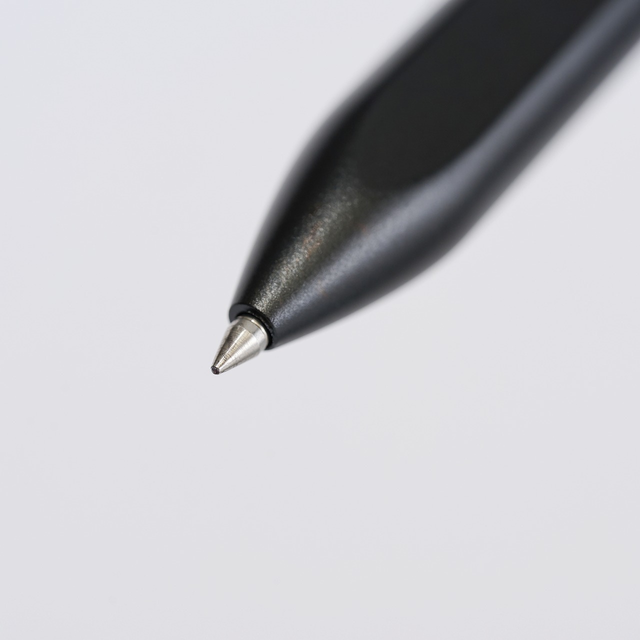 ローラーボールペン9
