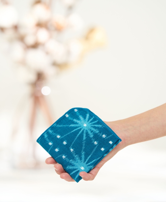 麻の葉模様のアレンジ柄 爽やかなブルーが人気