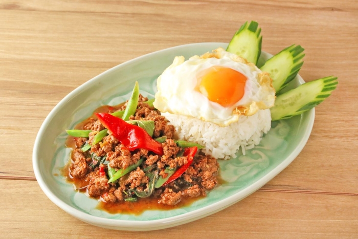 クルン・サイアム 麻布台ヒルズ店限定メニュー 牛肉ガパオ