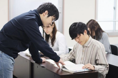 業界初！医学部予備校・四谷メディカル、 通学する予備校・塾の下取システムを開始　 医学部入学のための個別の奨学金制度も
