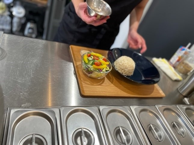 Bikatsu Kitchen 作業風景