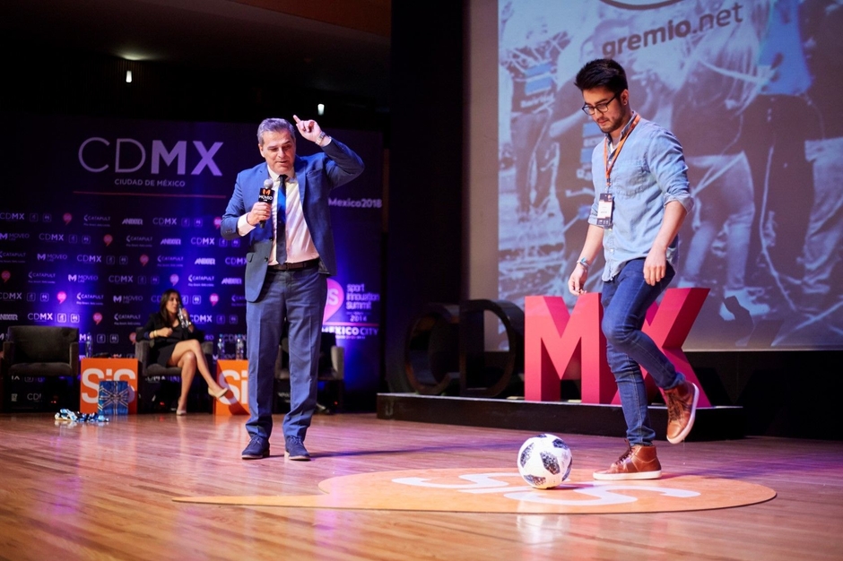 Gremio Carlos Alberto	Carvalho(メキシコ)