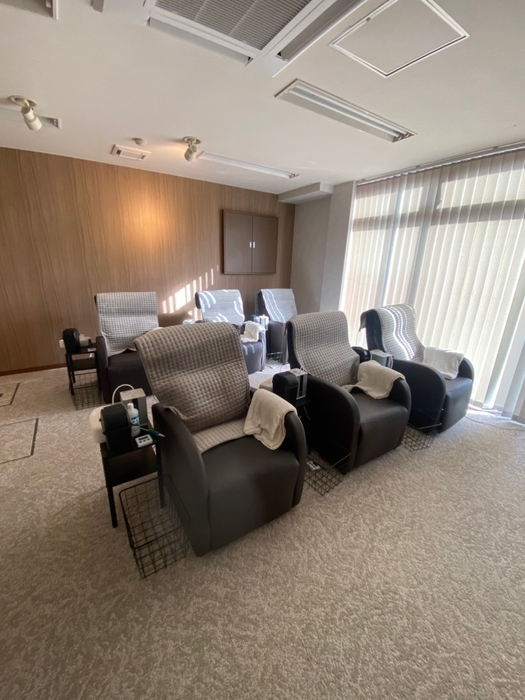 ゆったりとした施術スペース