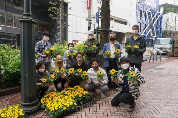 ウクライナの平和を祈って黄色の花で日本全国を埋めつくす ウクライナfamilyプロジェクトスタート 　第1回目は渋谷の街を黄色に彩る！