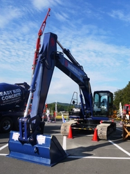 パトカーや建設重機などの特殊車両に触れて乗ることができる 『はたらくくるま大集合！inかとう』を10月13日～14日に開催