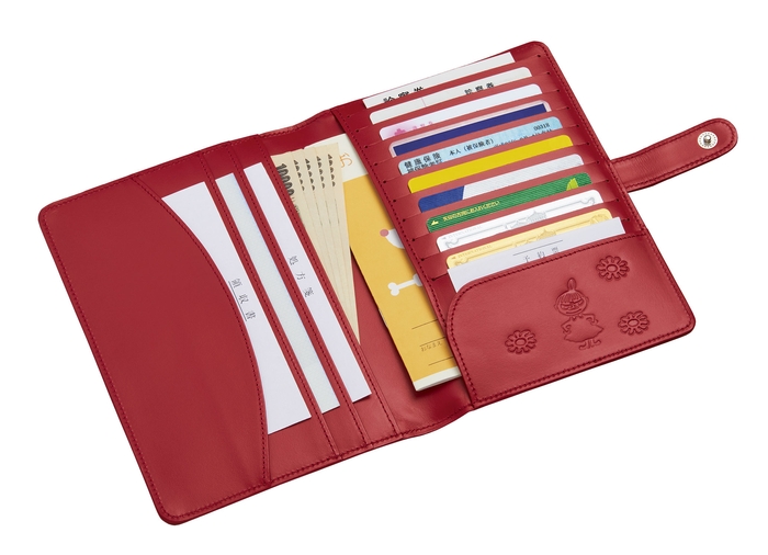 様々なポケットを完備