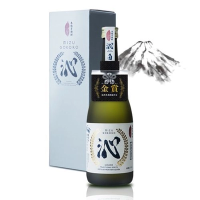 富士山の天然水使用、原酒6年以上熟成の「本格芋焼酎」が登場！ 　悪酔いしにくい？！飲みやすく化粧箱入りでGW帰省土産にも