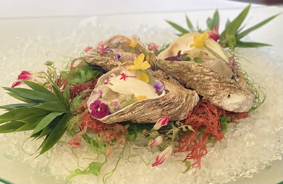 一例:鳥取県産岩牡蠣・夏輝(なつき)の軽いポシェ